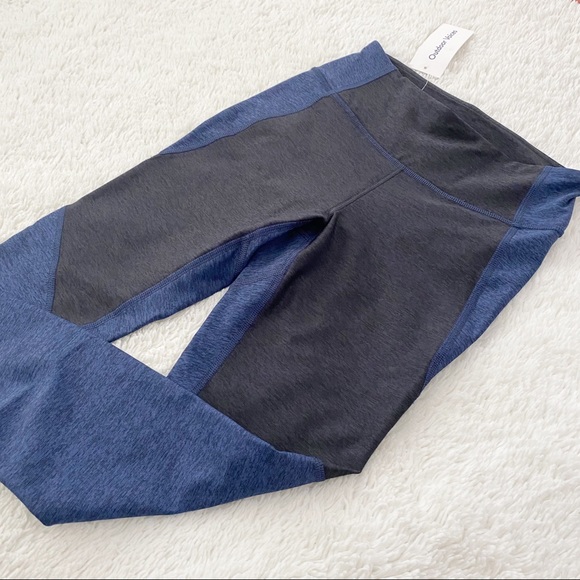 Outdoor Voices 3/4 Two-Tone Warmup Leggings XS NWT - Picture 5 of 10